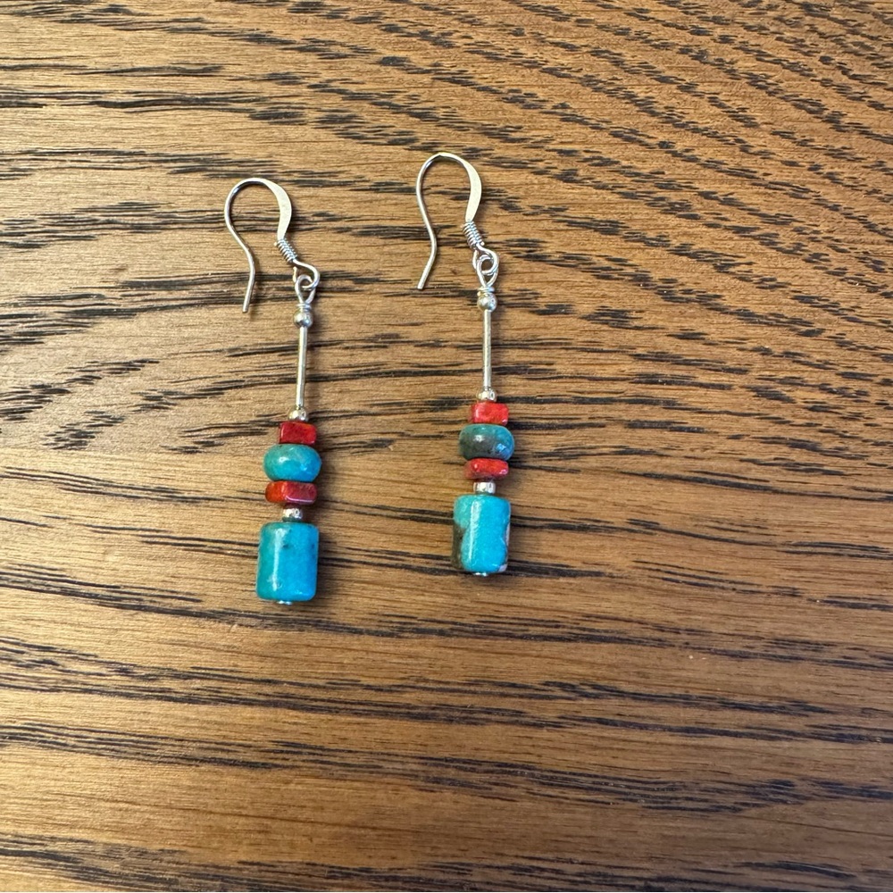 Turquoise and Red Beaded Earrings Native Western Style dangle Cosmetic Jewelry